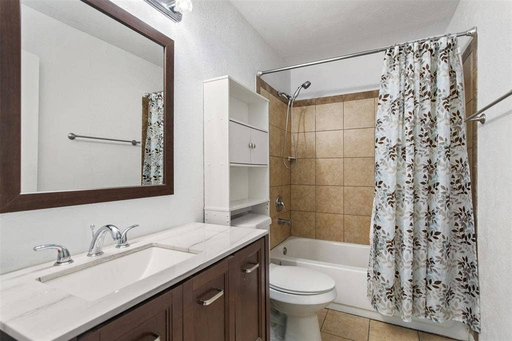 103 New Street, Lone Oak, TX 75453 103 New Street, Lone Oak, TX 75453