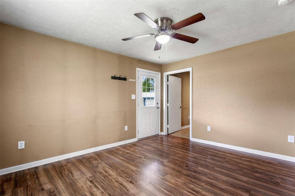103 New Street, Lone Oak, TX 75453 103 New Street, Lone Oak, TX 75453