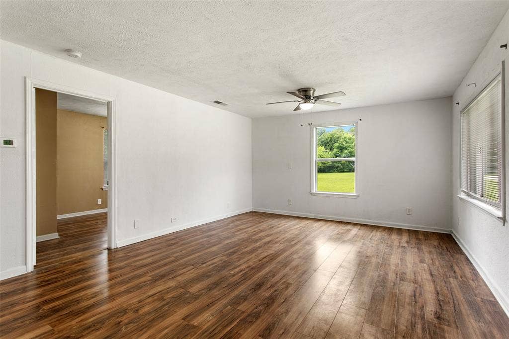 103 New Street, Lone Oak, TX 75453 103 New Street, Lone Oak, TX 75453