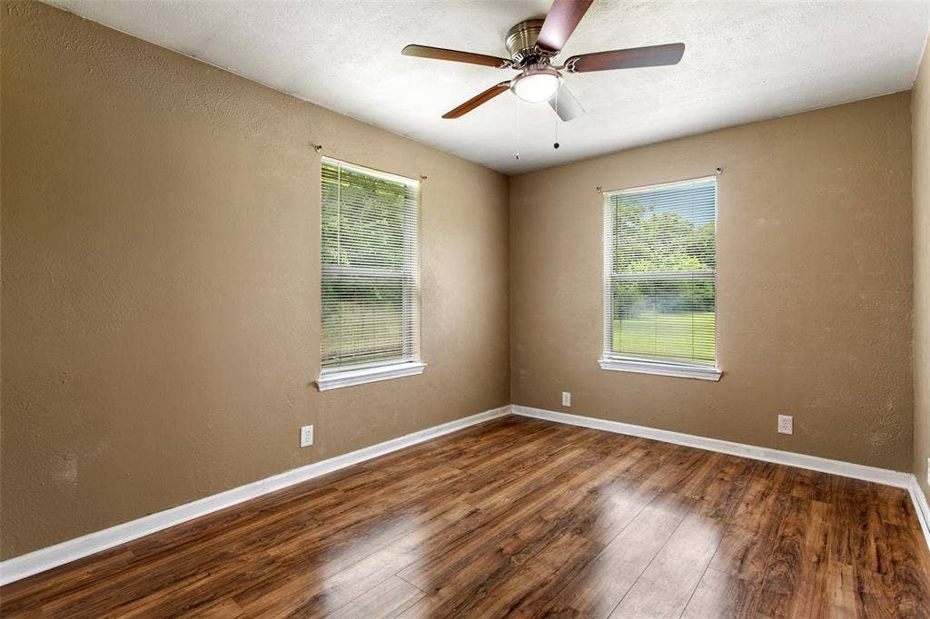 103 New Street, Lone Oak, TX 75453 103 New Street, Lone Oak, TX 75453