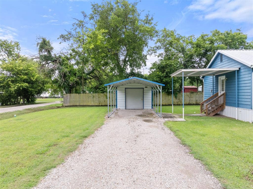 103 New Street, Lone Oak, TX 75453 103 New Street, Lone Oak, TX 75453