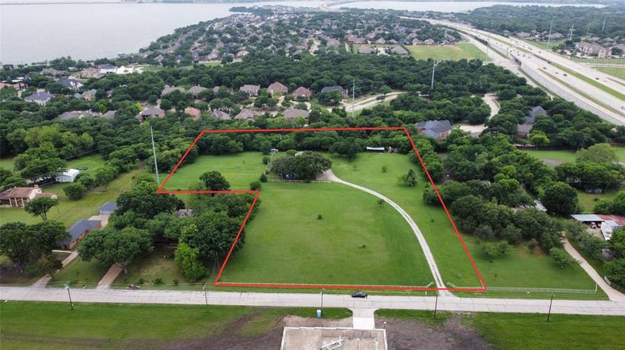 Property photo for 5110 Miller Heights Drive, Rowlett, TX