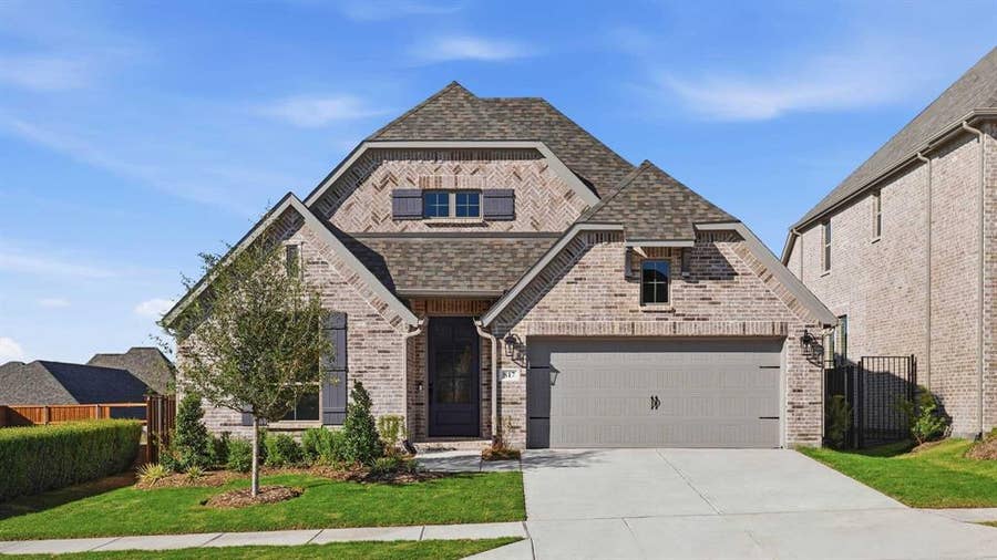 Property photo for 817 River Sky Road, Lavon, TX