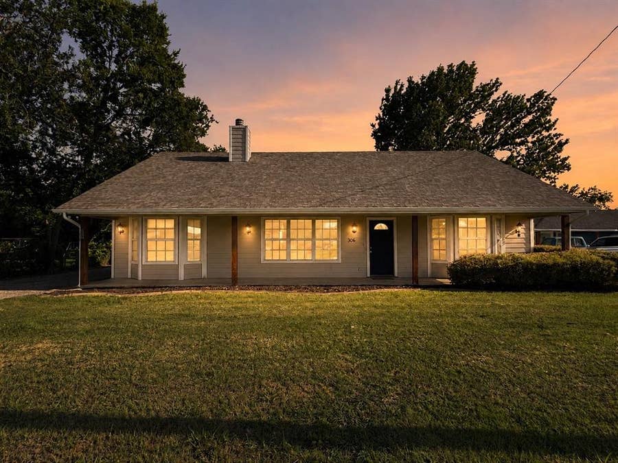 Property photo for 306 E 8th Street, Anna, TX