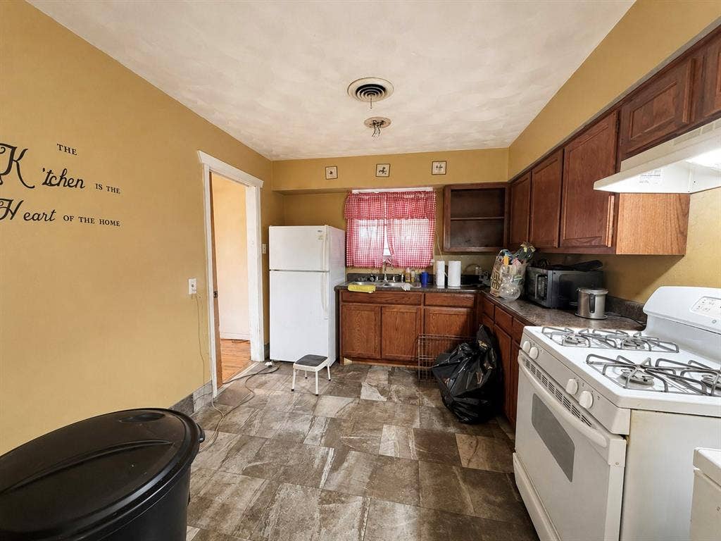3023 Carpenter Avenue, Dallas, TX 75215 3023 Carpenter Avenue, Dallas, TX 75215