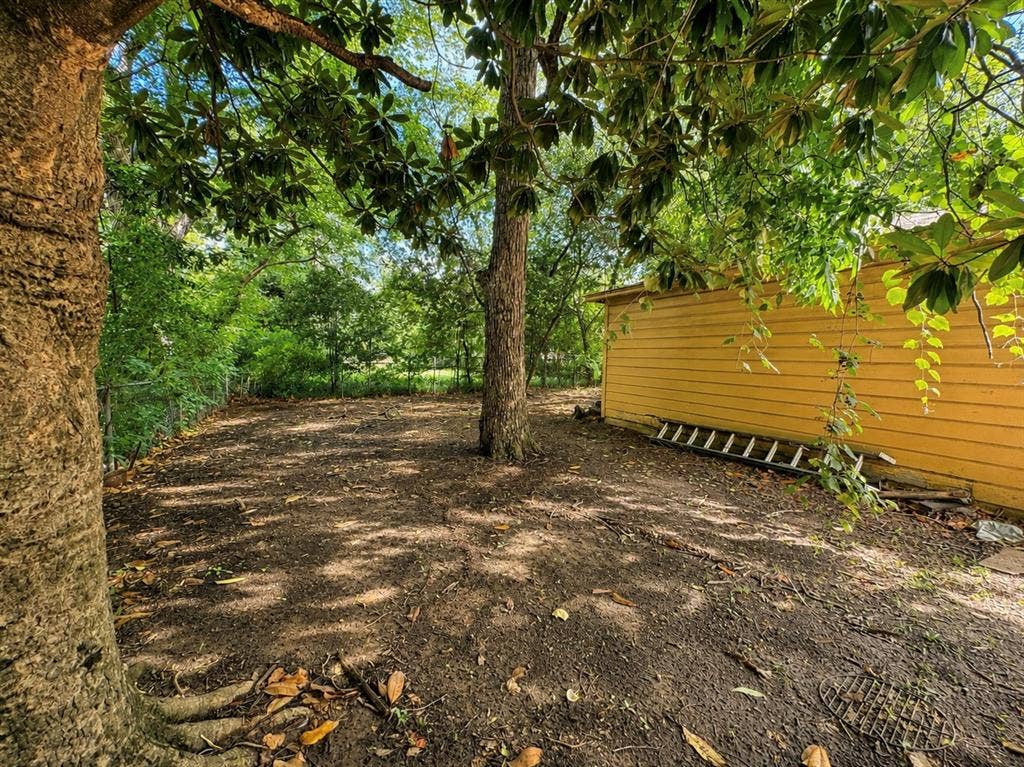 3023 Carpenter Avenue, Dallas, TX 75215 3023 Carpenter Avenue, Dallas, TX 75215