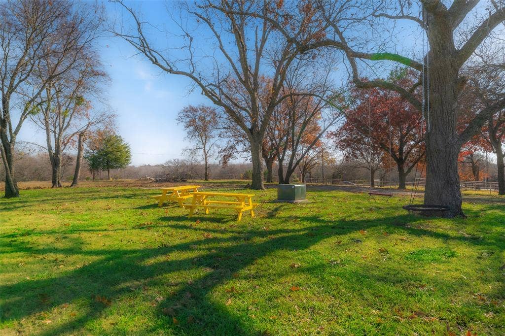 2621 Fm 1827, McKinney, TX 75071 2621 Fm 1827, McKinney, TX 75071