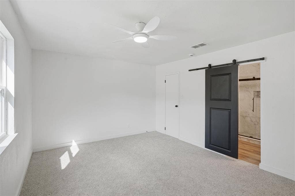 1727 W Doyle Street, Granbury, TX 76048 1727 W Doyle Street, Granbury, TX 76048