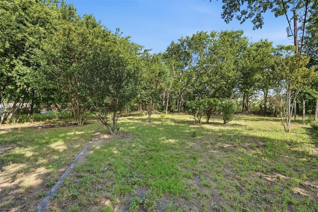 1727 W Doyle Street, Granbury, TX 76048 1727 W Doyle Street, Granbury, TX 76048