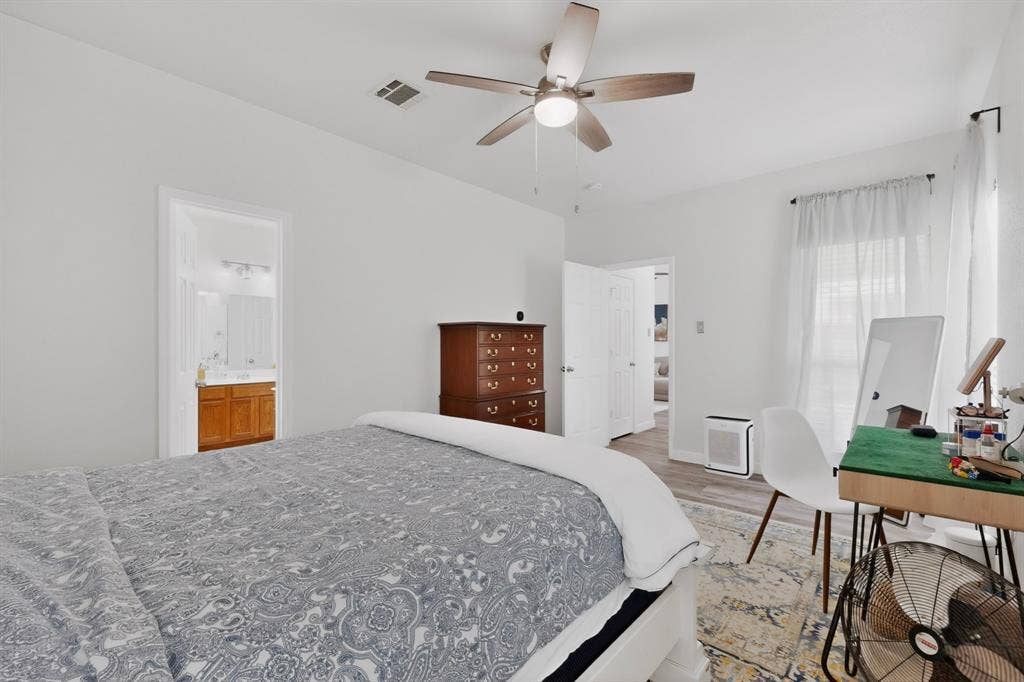9756 Old Field Drive, McKinney, TX 75072 9756 Old Field Drive, McKinney, TX 75072