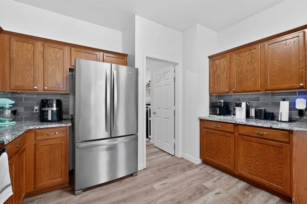 9756 Old Field Drive, McKinney, TX 75072 9756 Old Field Drive, McKinney, TX 75072