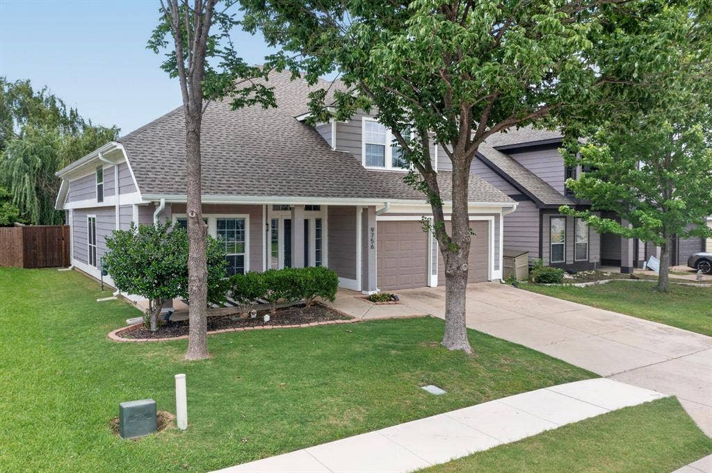 9756 Old Field Drive, McKinney, TX 75072 9756 Old Field Drive, McKinney, TX 75072