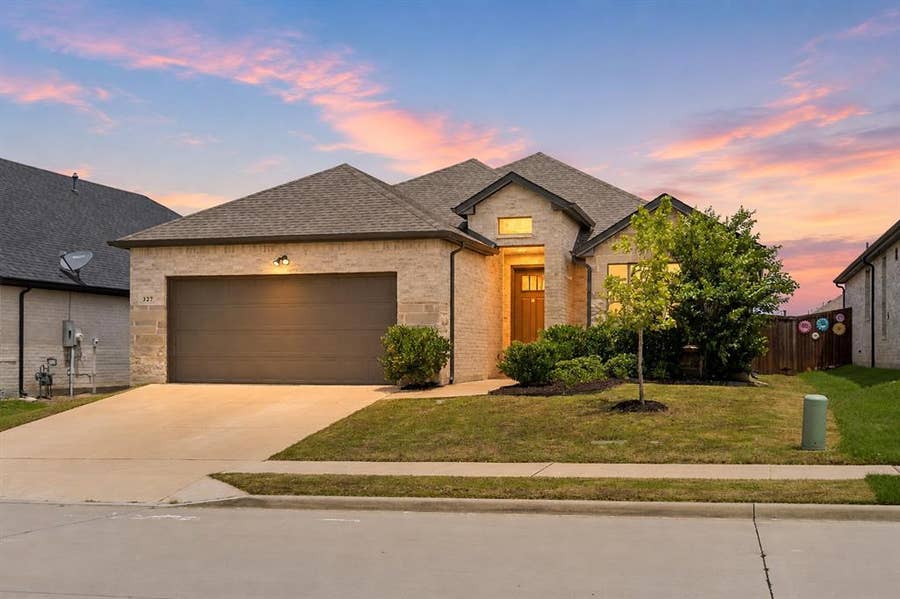Property photo for 327 Brookview Drive, Lavon, TX