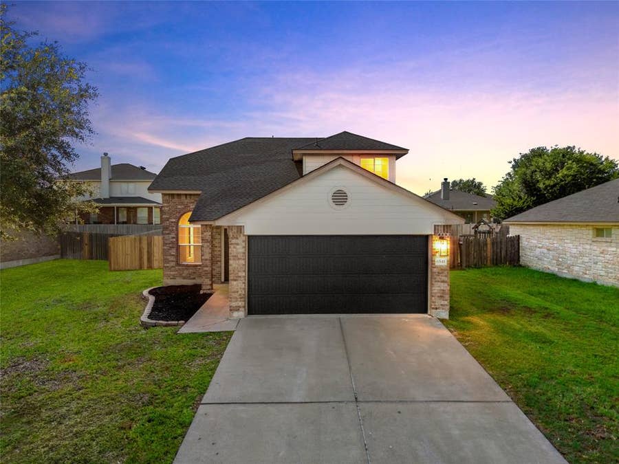 Property photo for 6541 Costa Drive, Waco, TX
