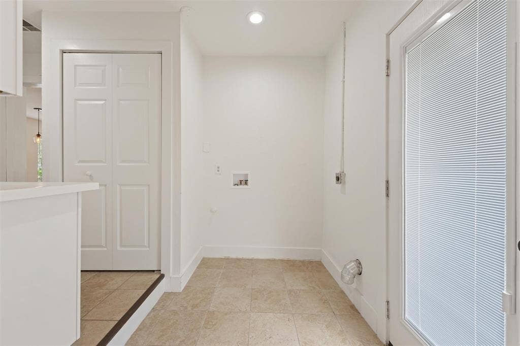 3542 Jubilee Trail, Dallas, TX 75229 3542 Jubilee Trail, Dallas, TX 75229