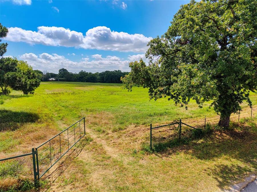 Property photo for TBD Knob Hill Road, Azle, TX