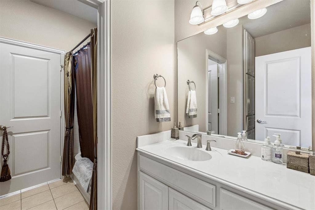2104 Camden, McKinney, TX 75070 2104 Camden, McKinney, TX 75070