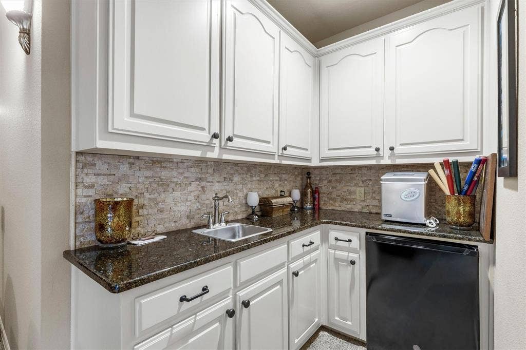 2104 Camden, McKinney, TX 75070 2104 Camden, McKinney, TX 75070