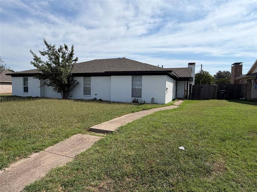 Property photo for 4324 S Segura Court S, Fort Worth, TX