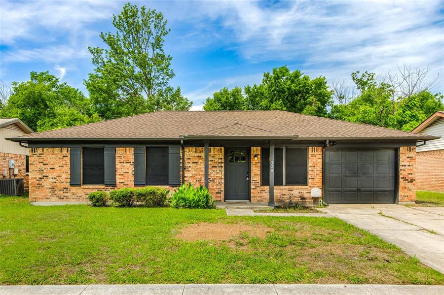 Property photo for 328 S 1st Street, Wylie, TX