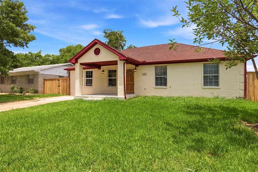Property photo for 507 E Daugherty Drive, Garland, TX