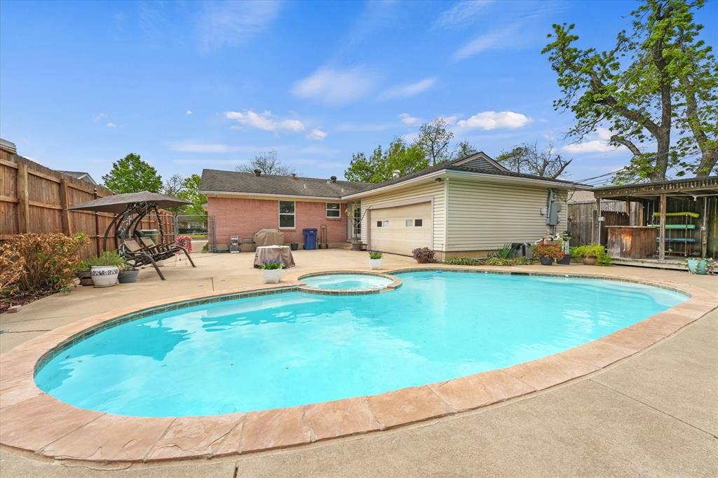 1233 Bardfield Avenue, Garland, TX 75041 1233 Bardfield Avenue, Garland, TX 75041