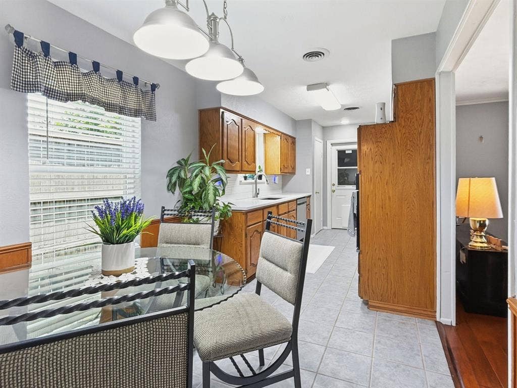 1233 Bardfield Avenue, Garland, TX 75041 1233 Bardfield Avenue, Garland, TX 75041