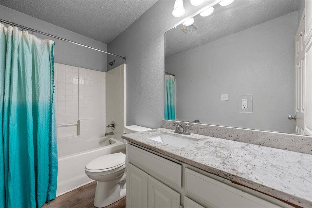 163 Topaz Circle, Hewitt, TX 76643 163 Topaz Circle, Hewitt, TX 76643