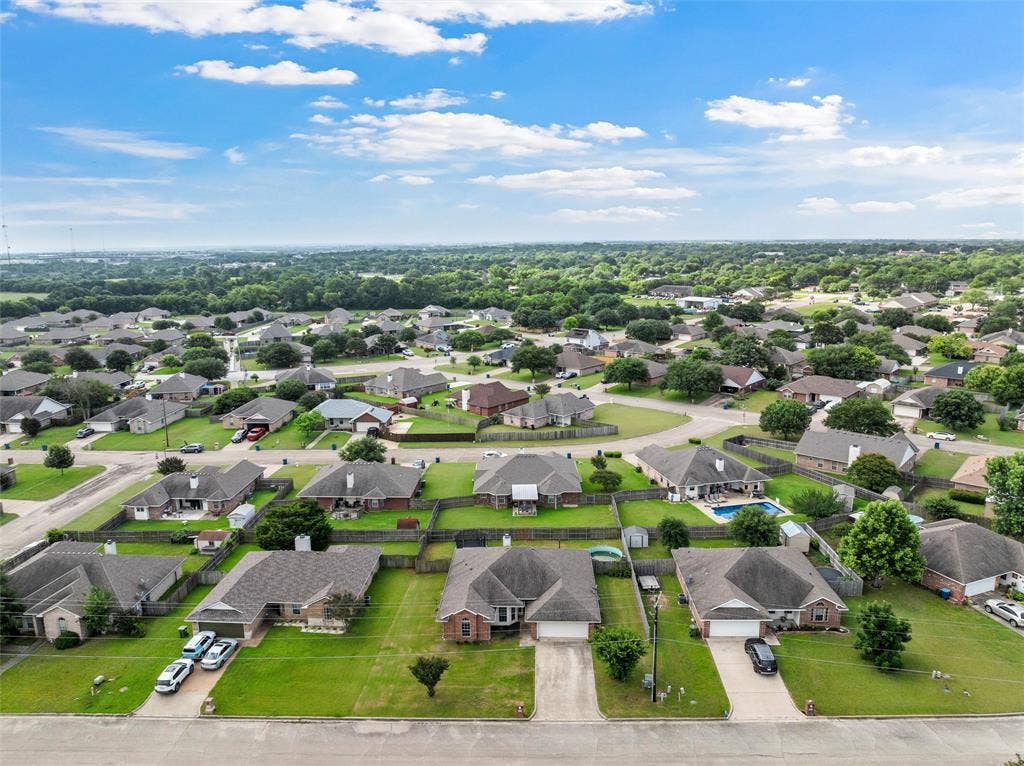 163 Topaz Circle, Hewitt, TX 76643 163 Topaz Circle, Hewitt, TX 76643