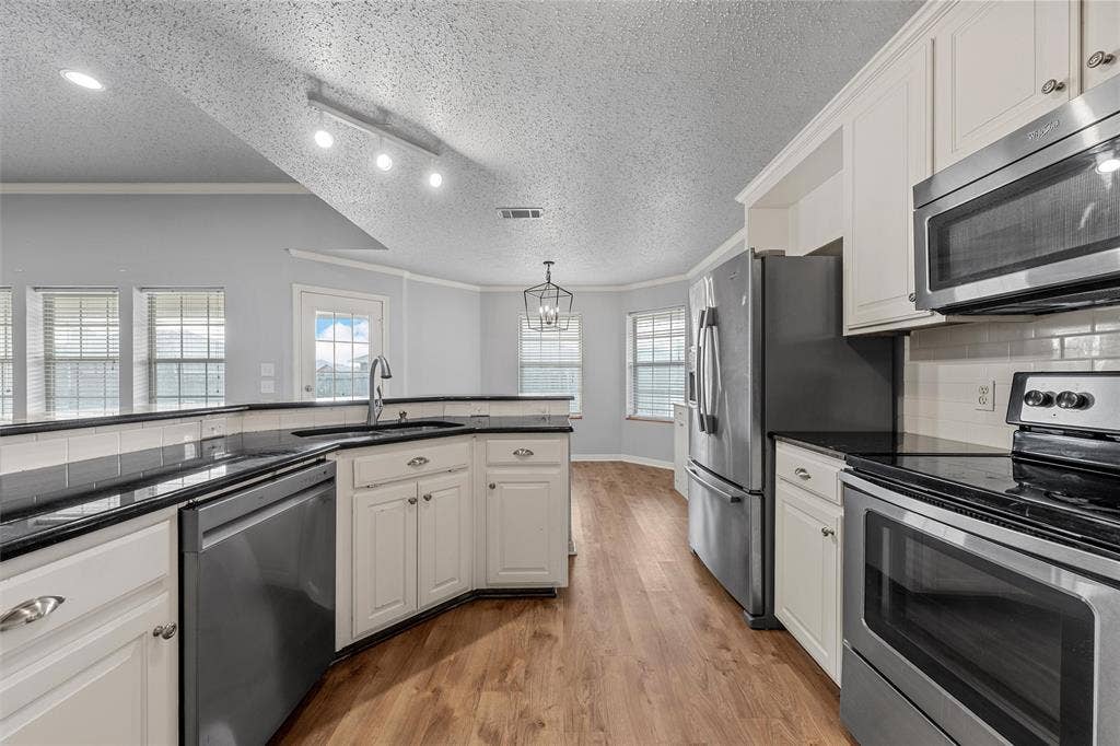 163 Topaz Circle, Hewitt, TX 76643 163 Topaz Circle, Hewitt, TX 76643
