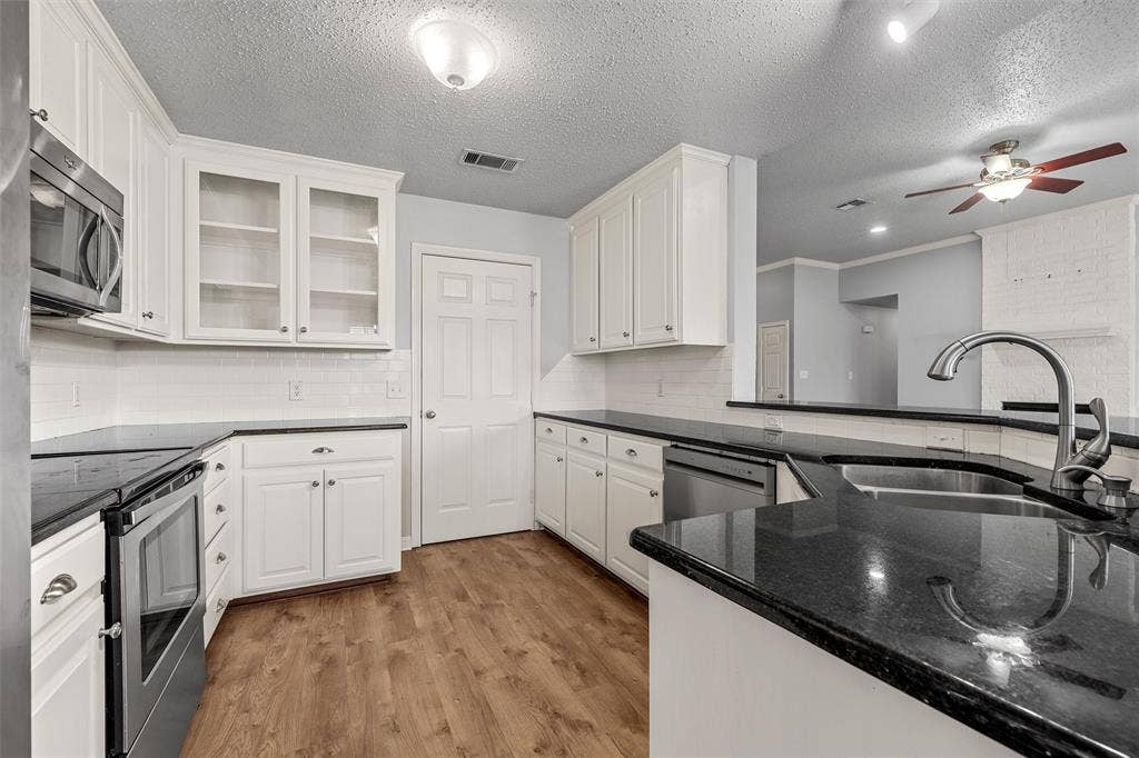 163 Topaz Circle, Hewitt, TX 76643 163 Topaz Circle, Hewitt, TX 76643