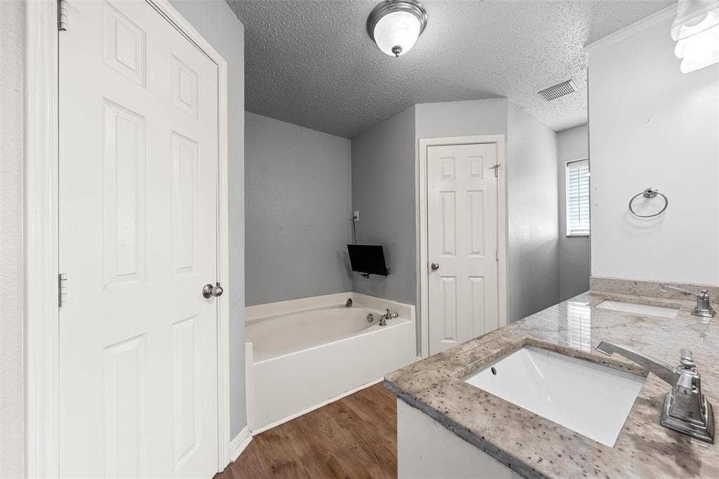 163 Topaz Circle, Hewitt, TX 76643 163 Topaz Circle, Hewitt, TX 76643