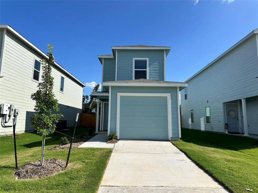 Property photo for 835 Sandhill Crane Lane, Princeton, TX