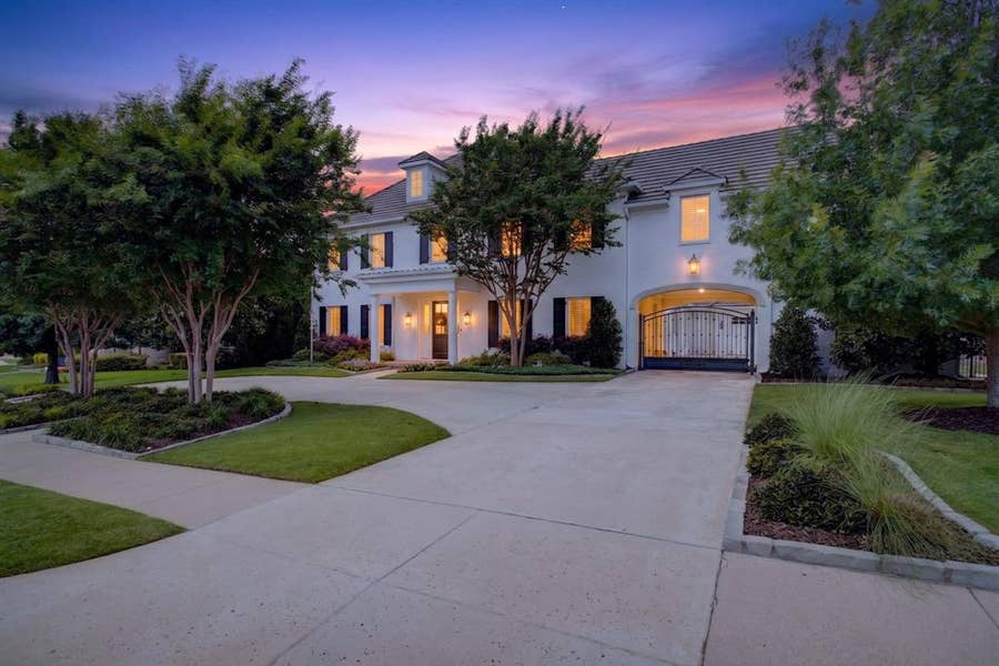 Property photo for 4668 Saint Benet Court, Fort Worth, TX