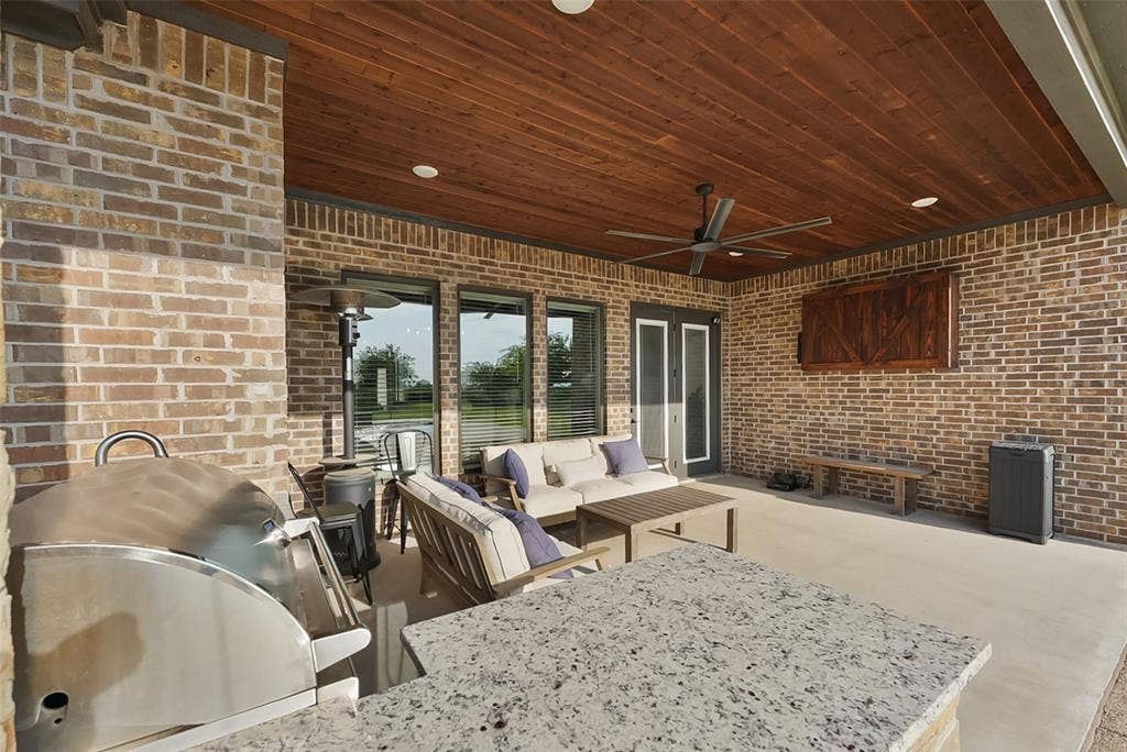 863 Alto Bonito Court, Godley, TX 76044 863 Alto Bonito Court, Godley, TX 76044