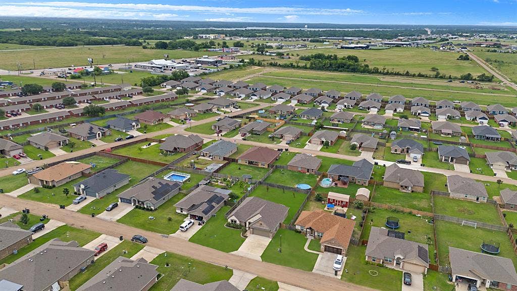 114 Oak Springs Loop, Mabank, TX 75147 114 Oak Springs Loop, Mabank, TX 75147