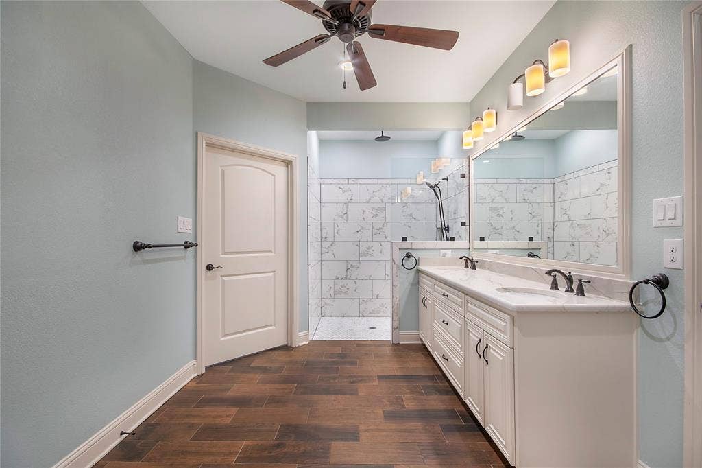 114 Oak Springs Loop, Mabank, TX 75147 114 Oak Springs Loop, Mabank, TX 75147