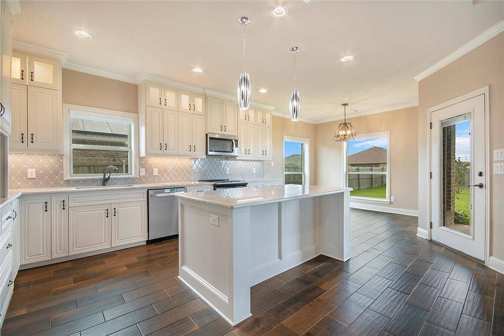 114 Oak Springs Loop, Mabank, TX 75147 114 Oak Springs Loop, Mabank, TX 75147
