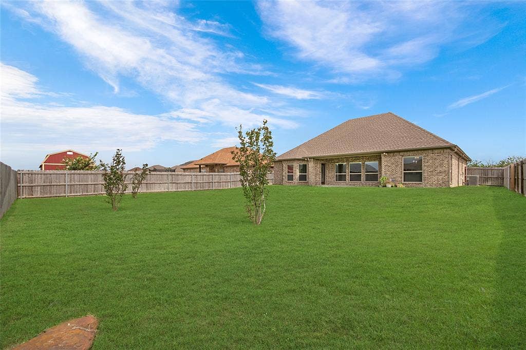 114 Oak Springs Loop, Mabank, TX 75147 114 Oak Springs Loop, Mabank, TX 75147