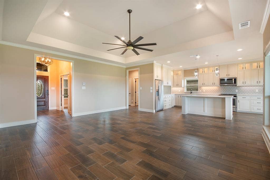 114 Oak Springs Loop, Mabank, TX 75147 114 Oak Springs Loop, Mabank, TX 75147