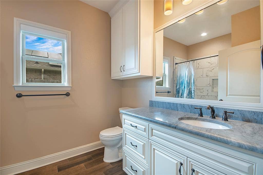 114 Oak Springs Loop, Mabank, TX 75147 114 Oak Springs Loop, Mabank, TX 75147