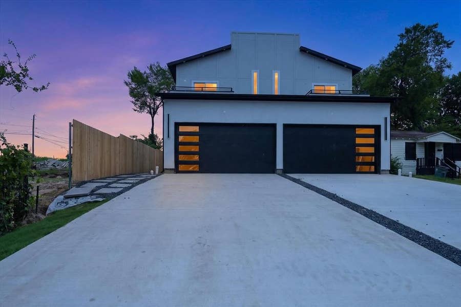 Property photo for 520 & 522 Woodbine Avenue, Dallas, TX