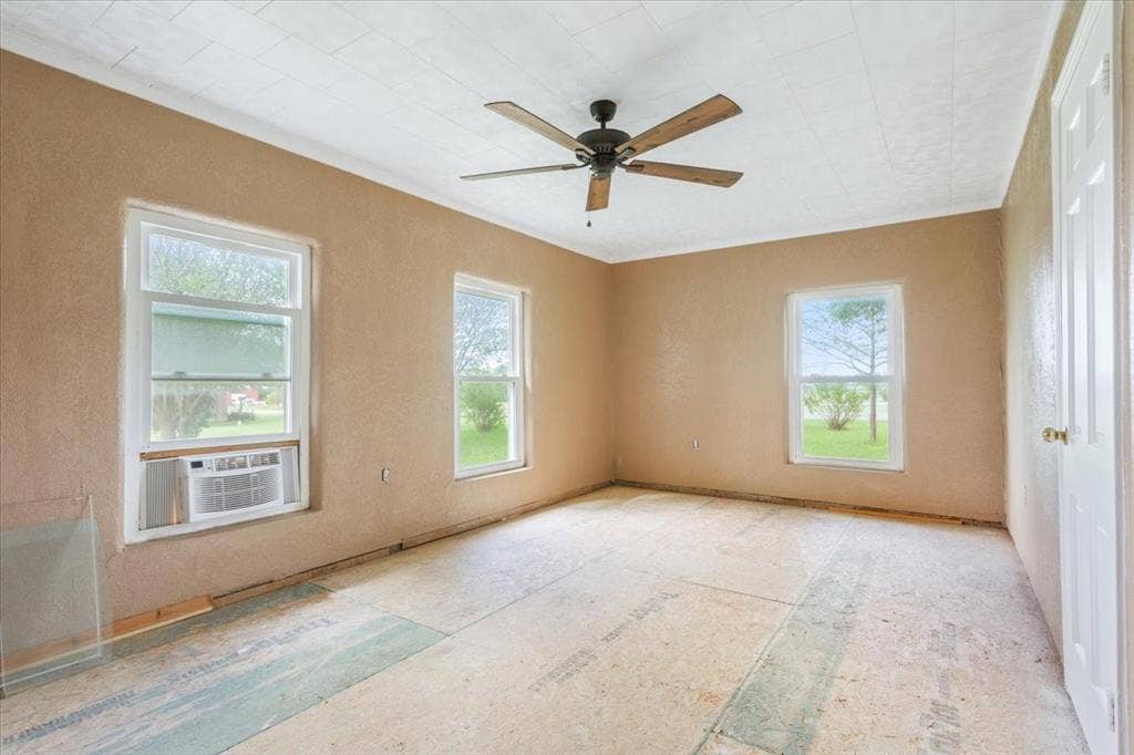 1084 Speegle Road, Woodway, TX 76712 Primary Bedroom