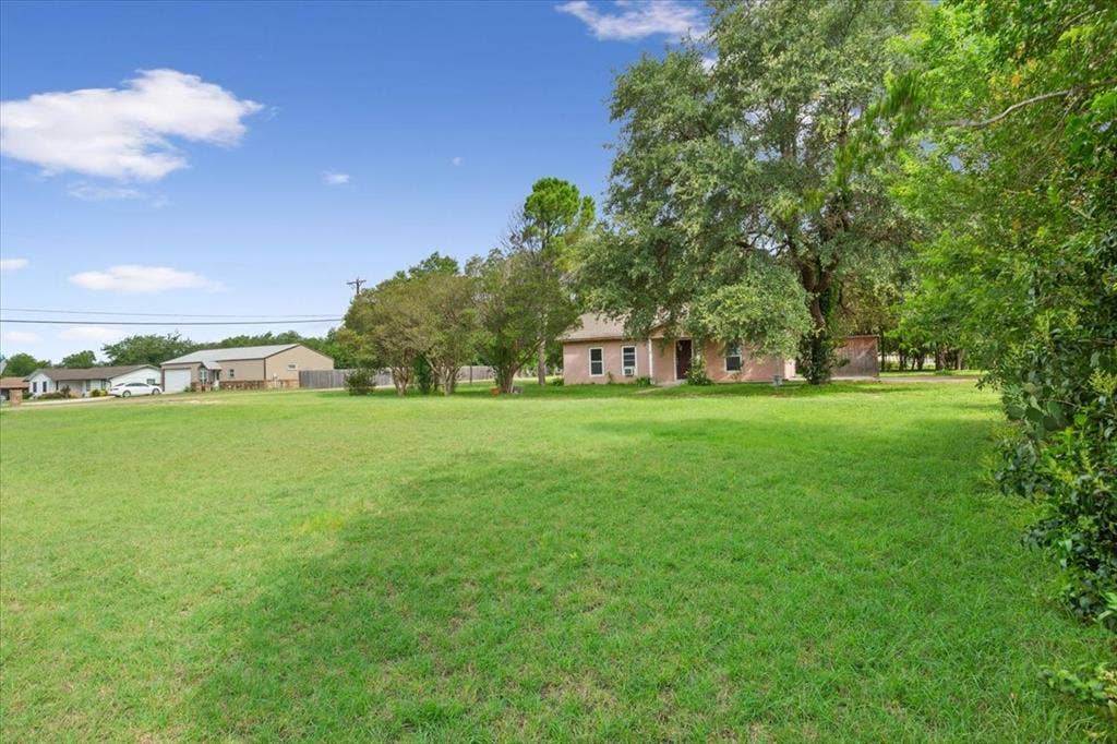 1084 Speegle Road, Woodway, TX 76712 Right Elevation