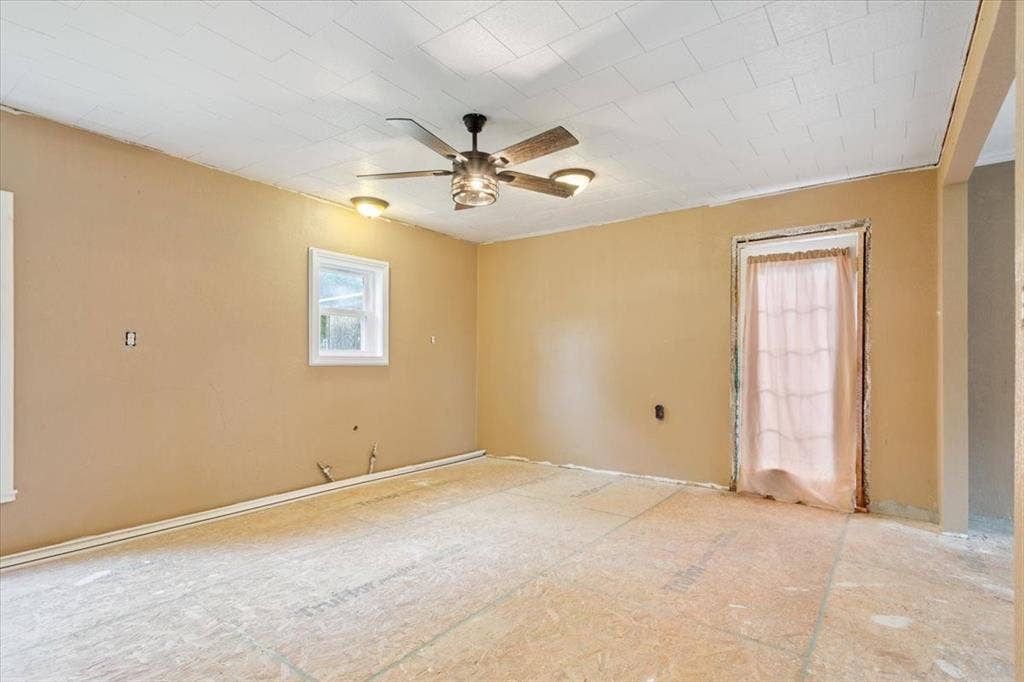 1084 Speegle Road, Woodway, TX 76712 Kitchen Dining Area