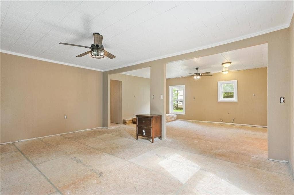 1084 Speegle Road, Woodway, TX 76712 Living Room to Kitchen View