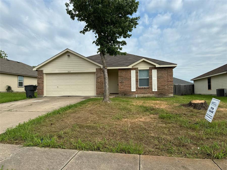Property photo for 1805 Brookwood Drive, Terrell, TX