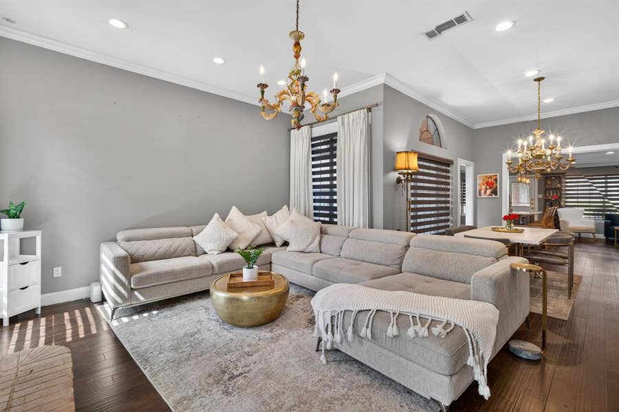 Property photo for 6928 Mountain Cedar Lane, Dallas, TX