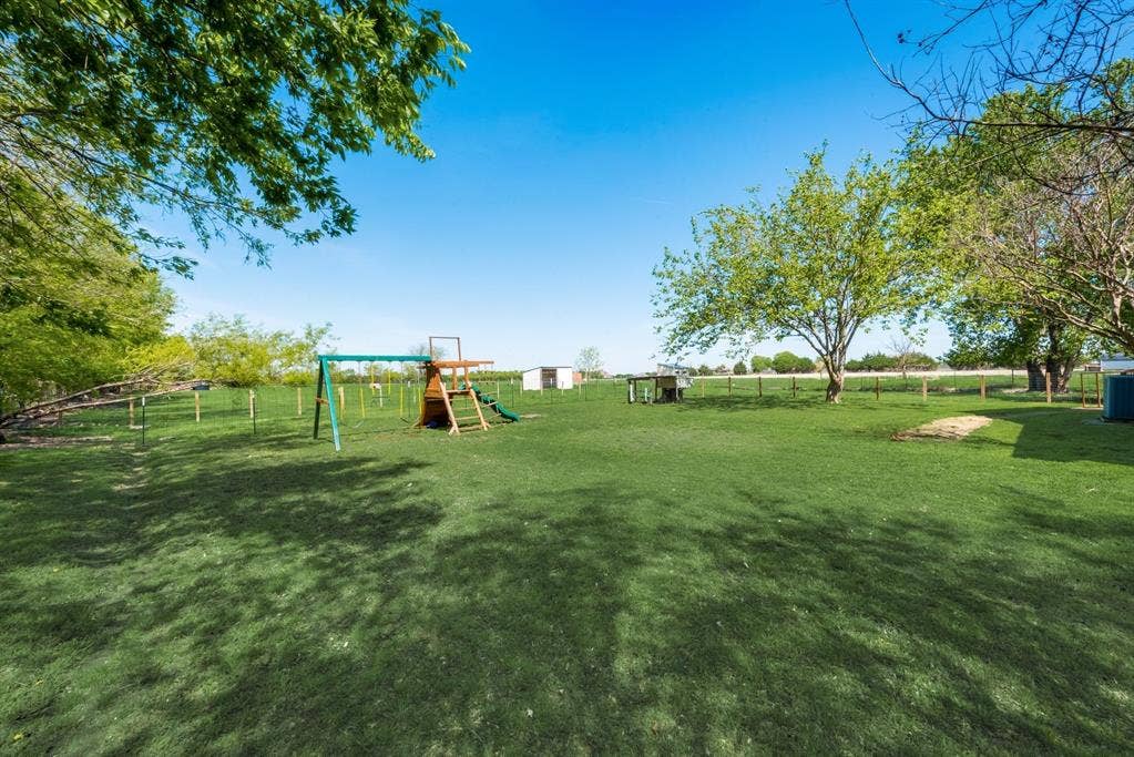 5893 Fm 1827, McKinney, TX 75071 5893 Fm 1827, McKinney, TX 75071