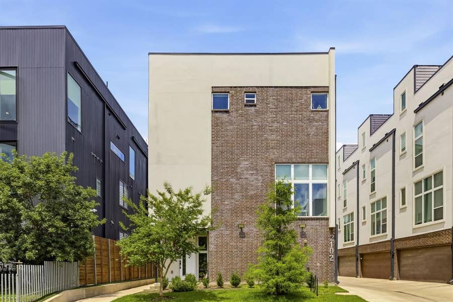 Property photo for 2102 N Prairie Avenue, #102, Dallas, TX